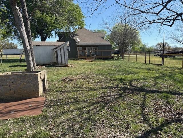 517 Giddings St Property Photo 10