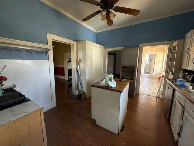 517 Giddings St Property Photo 21