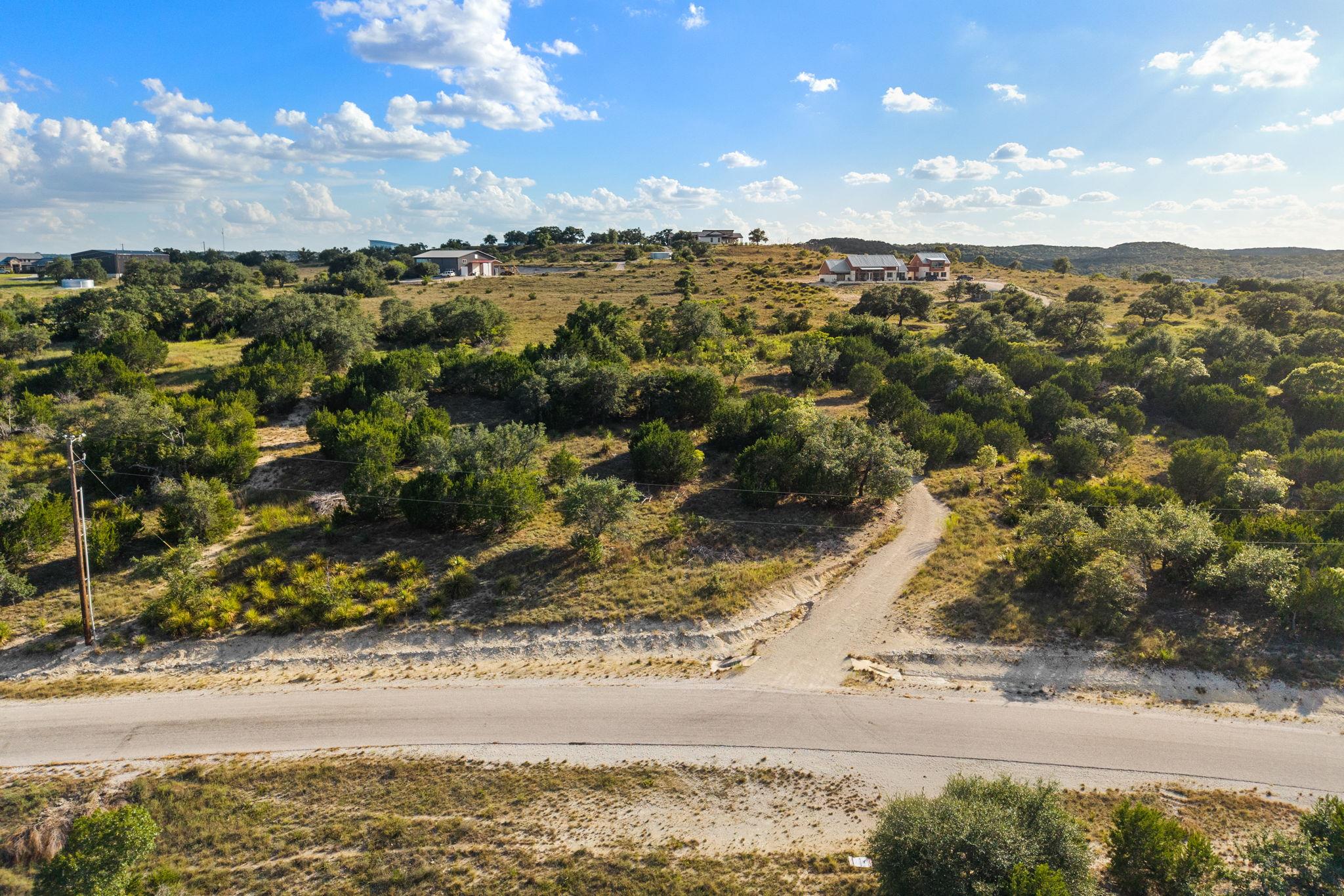 1051 Lipan Apache Run Property Photo 1