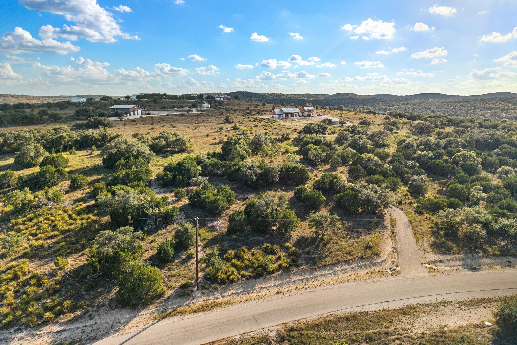 1051 Lipan Apache Run Property Photo 2