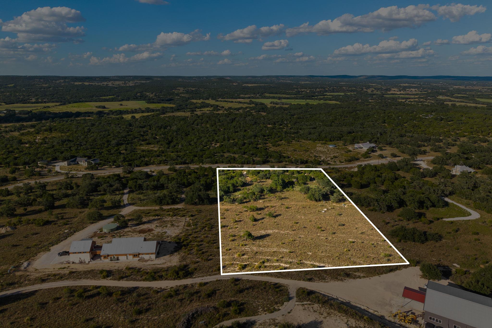 1051 Lipan Apache Run Property Photo 6