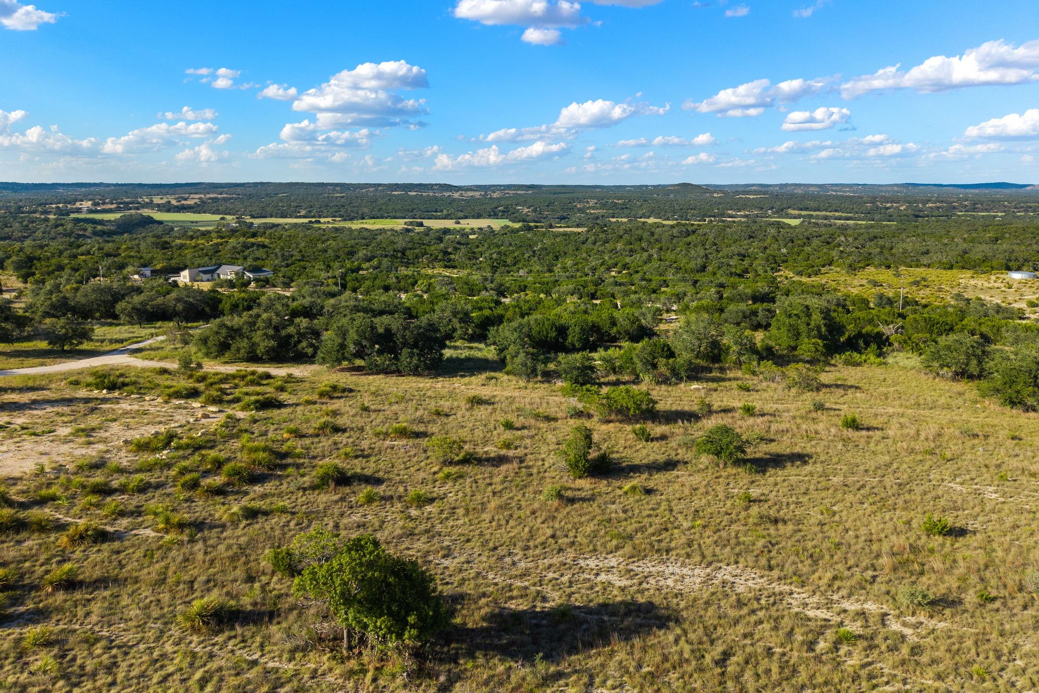 1051 Lipan Apache Run Property Photo 8