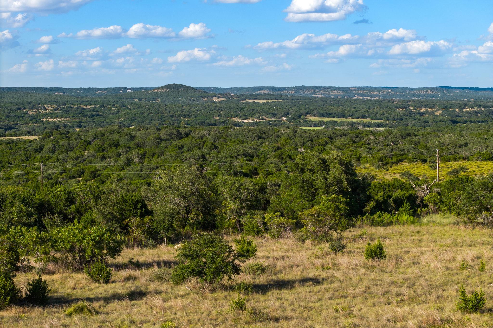 1051 Lipan Apache Run Property Photo 10
