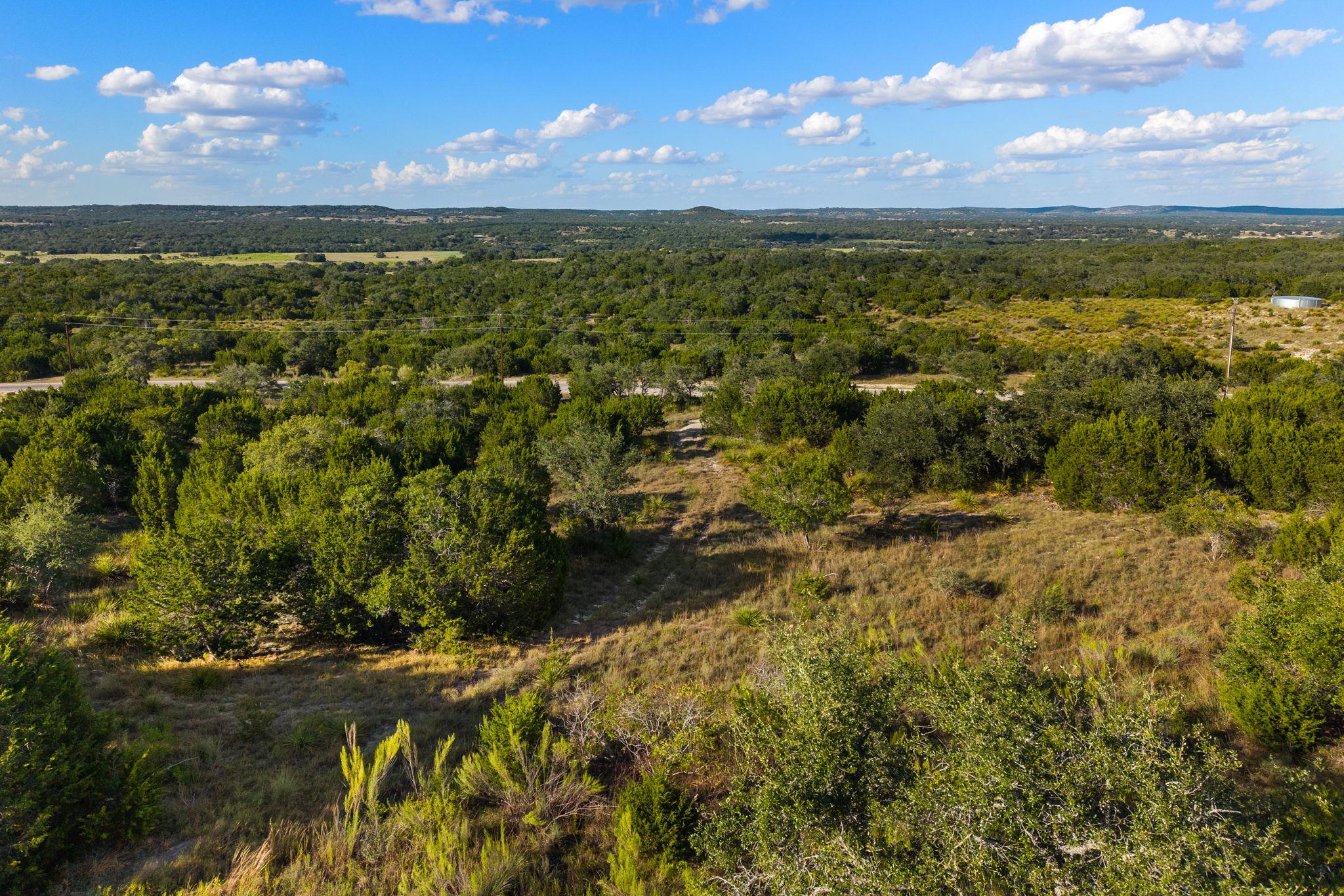 1051 Lipan Apache Run Property Photo 12