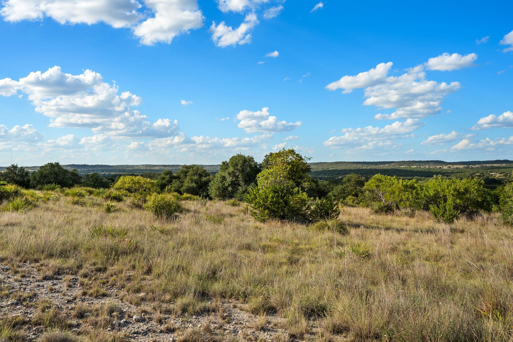 1051 Lipan Apache Run Property Photo 28
