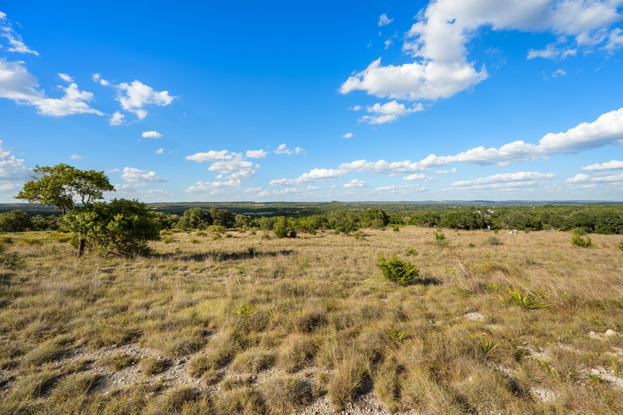 1051 Lipan Apache Run Property Photo 33
