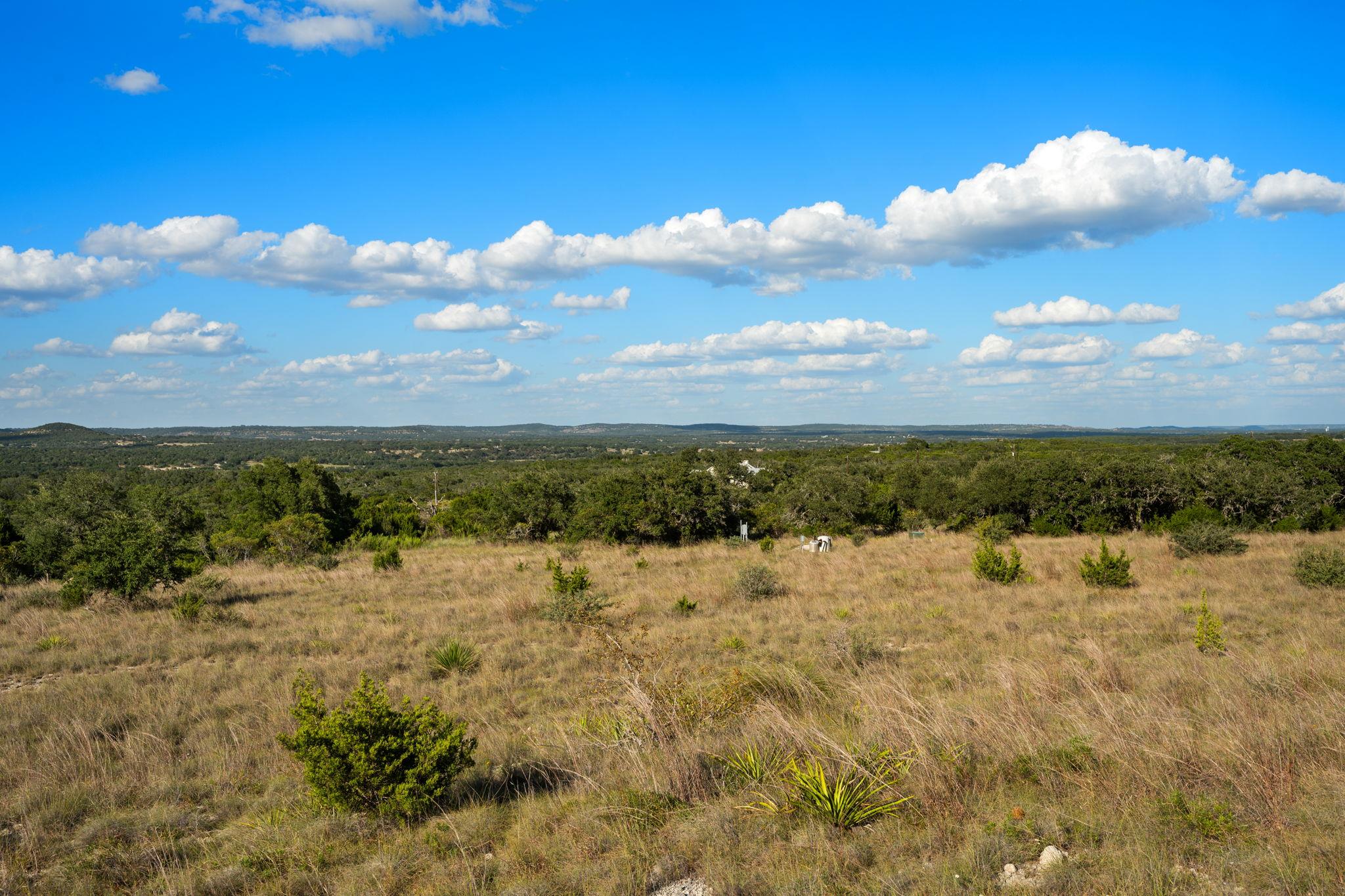 1051 Lipan Apache Run Property Photo 34