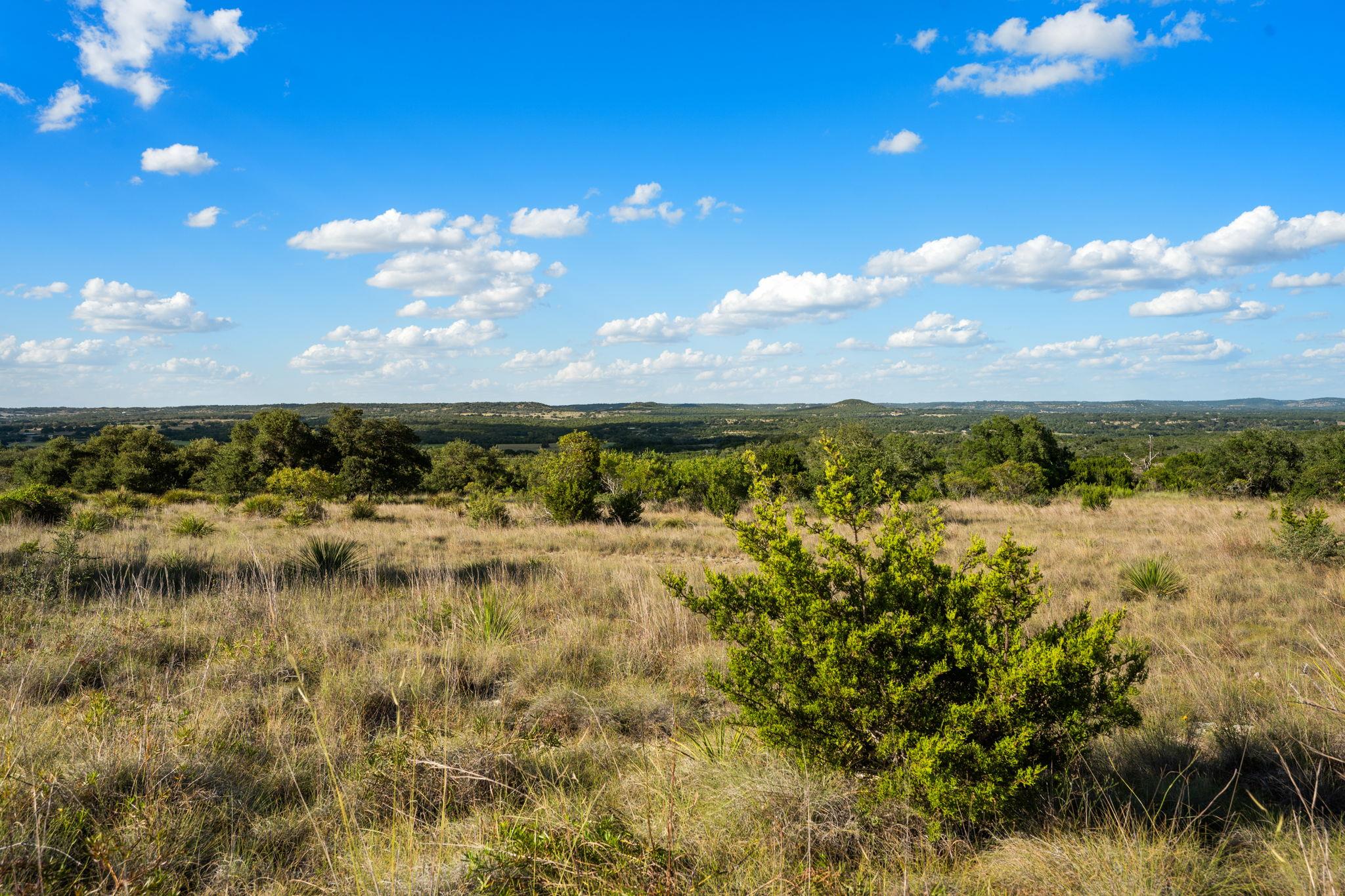 1051 Lipan Apache Run Property Photo 35