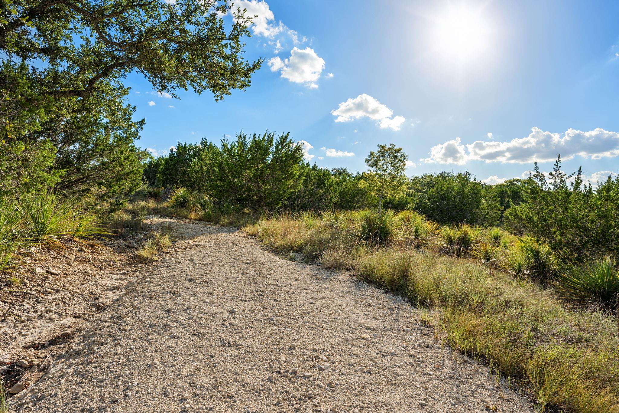 1051 Lipan Apache Run Property Photo 37
