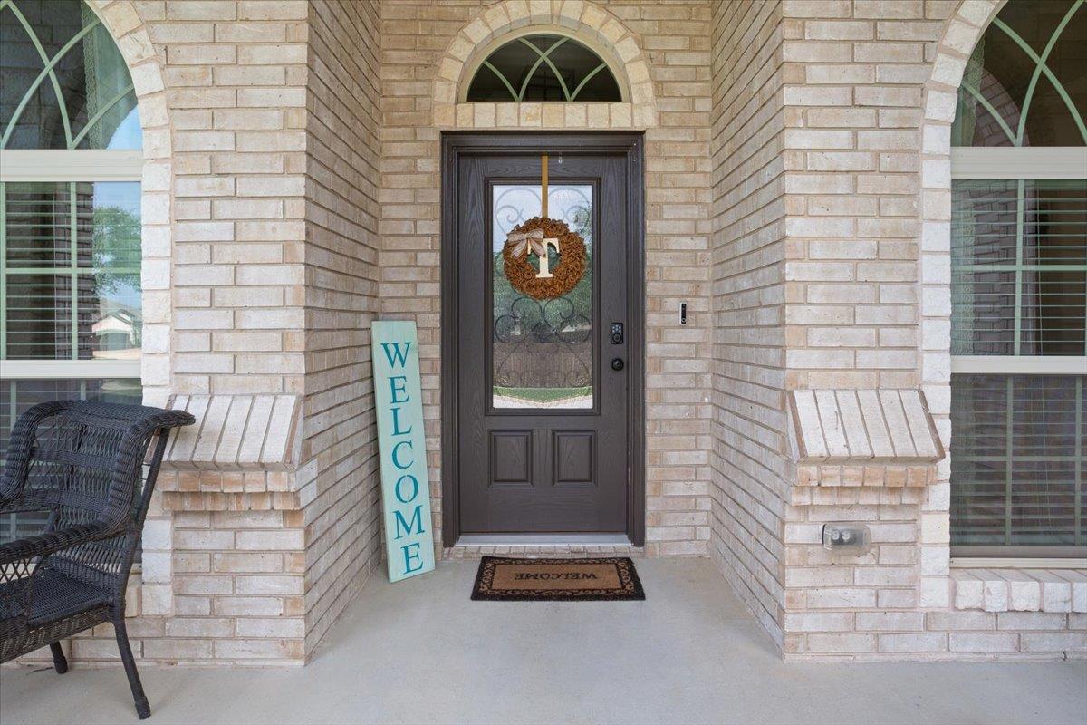 8302 Ginny Ln Property Photo 5