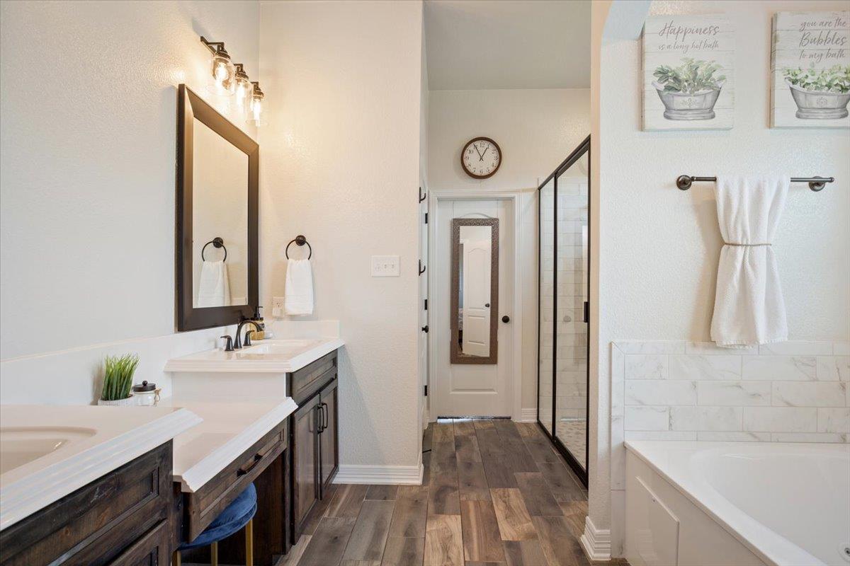 8302 Ginny Ln Property Photo 20
