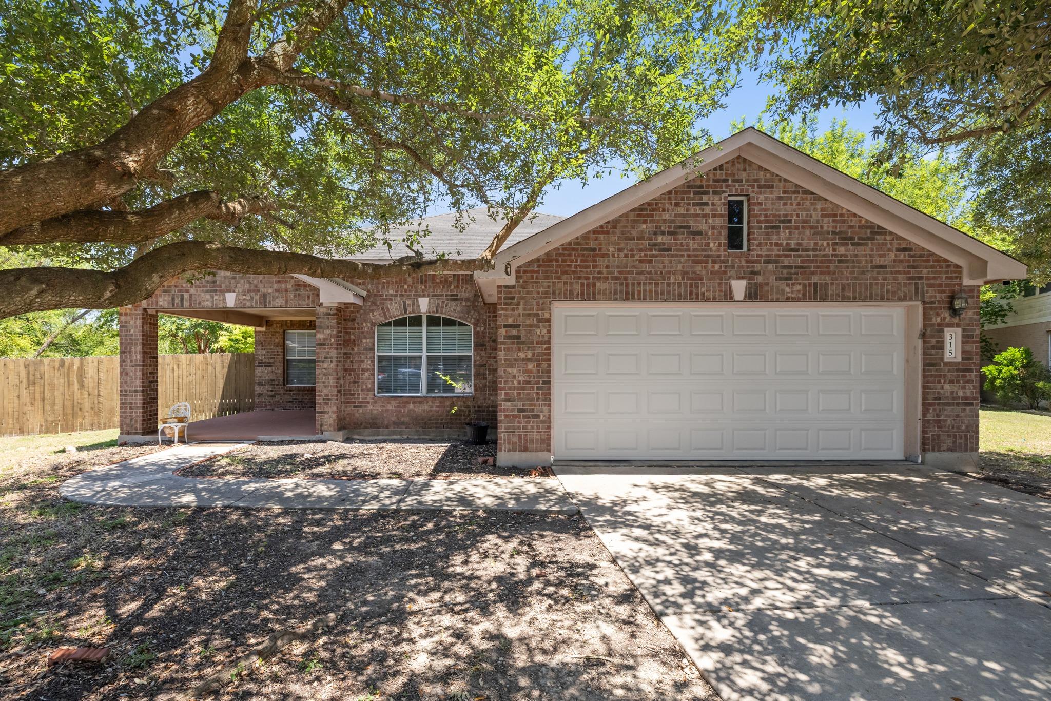 315 Waterlily Way Property Photo 4