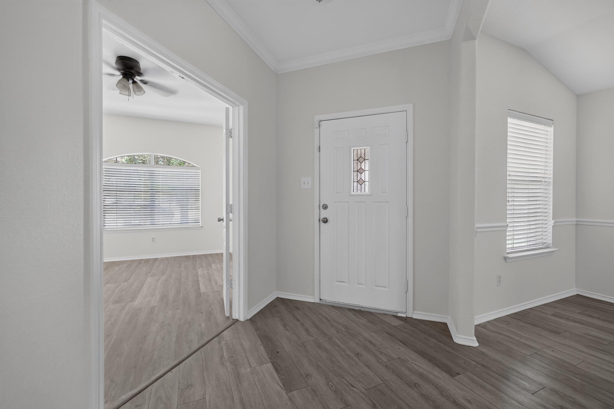 315 Waterlily Way Property Photo 8
