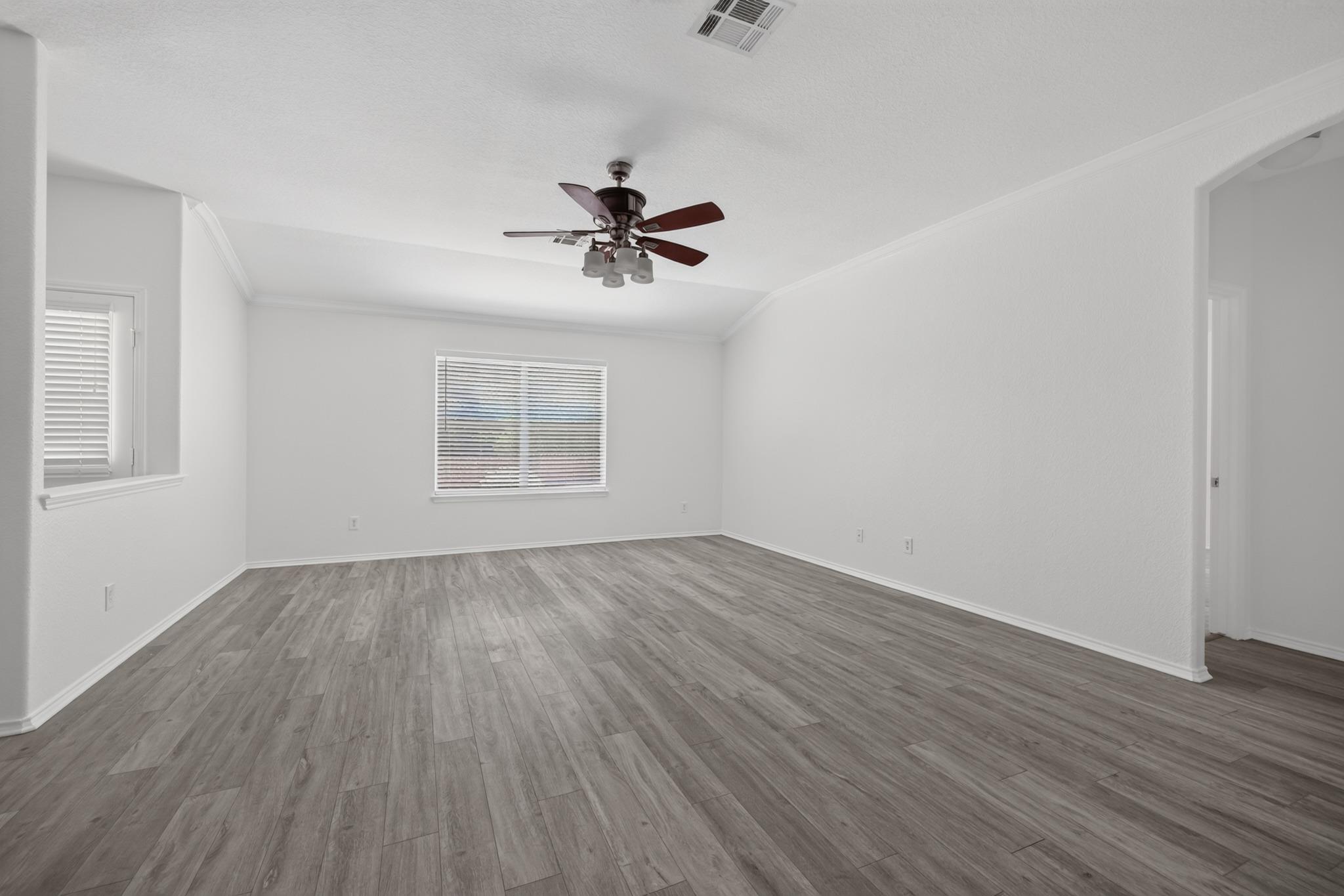 315 Waterlily Way Property Photo 14