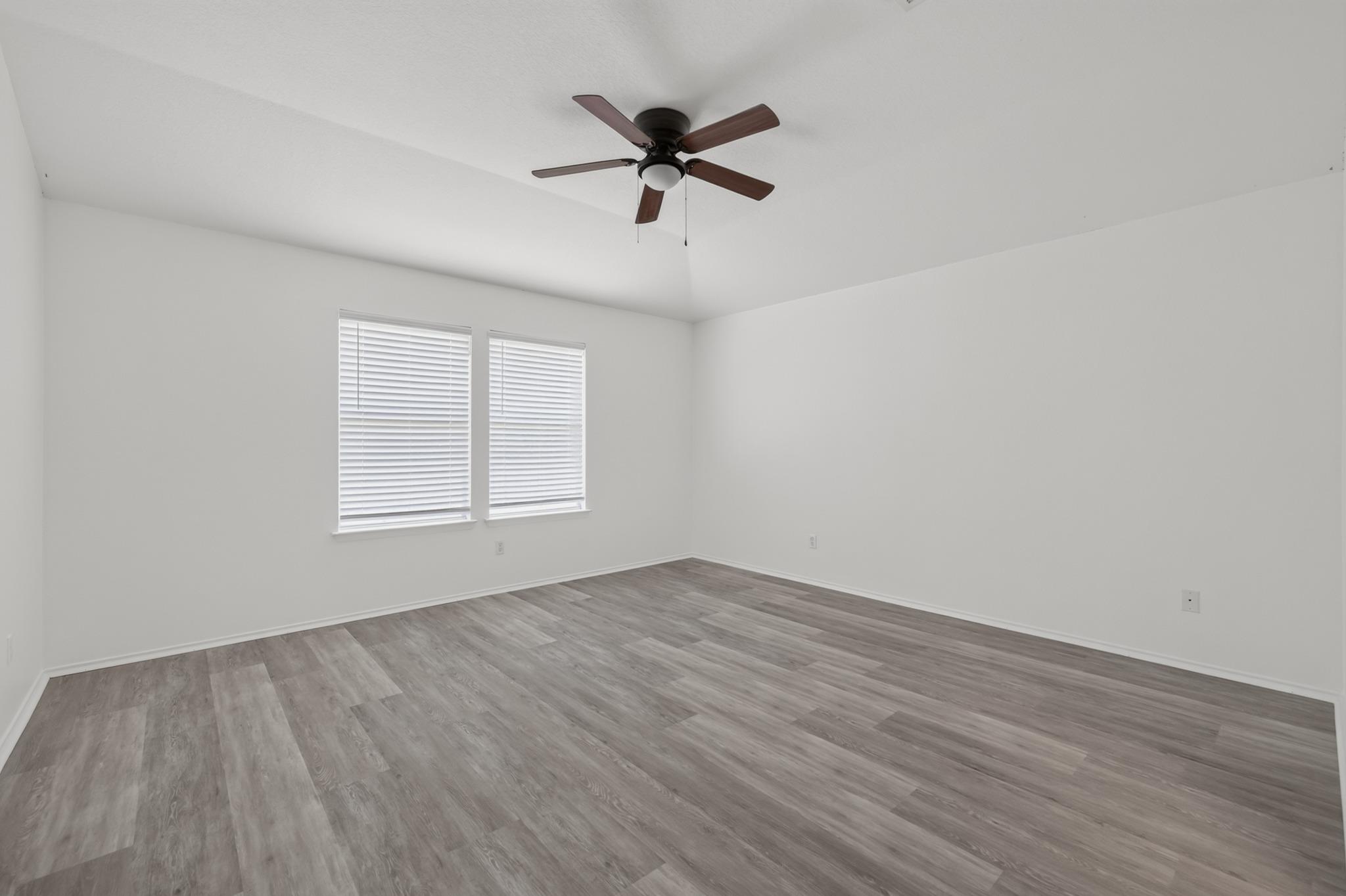 315 Waterlily Way Property Photo 14