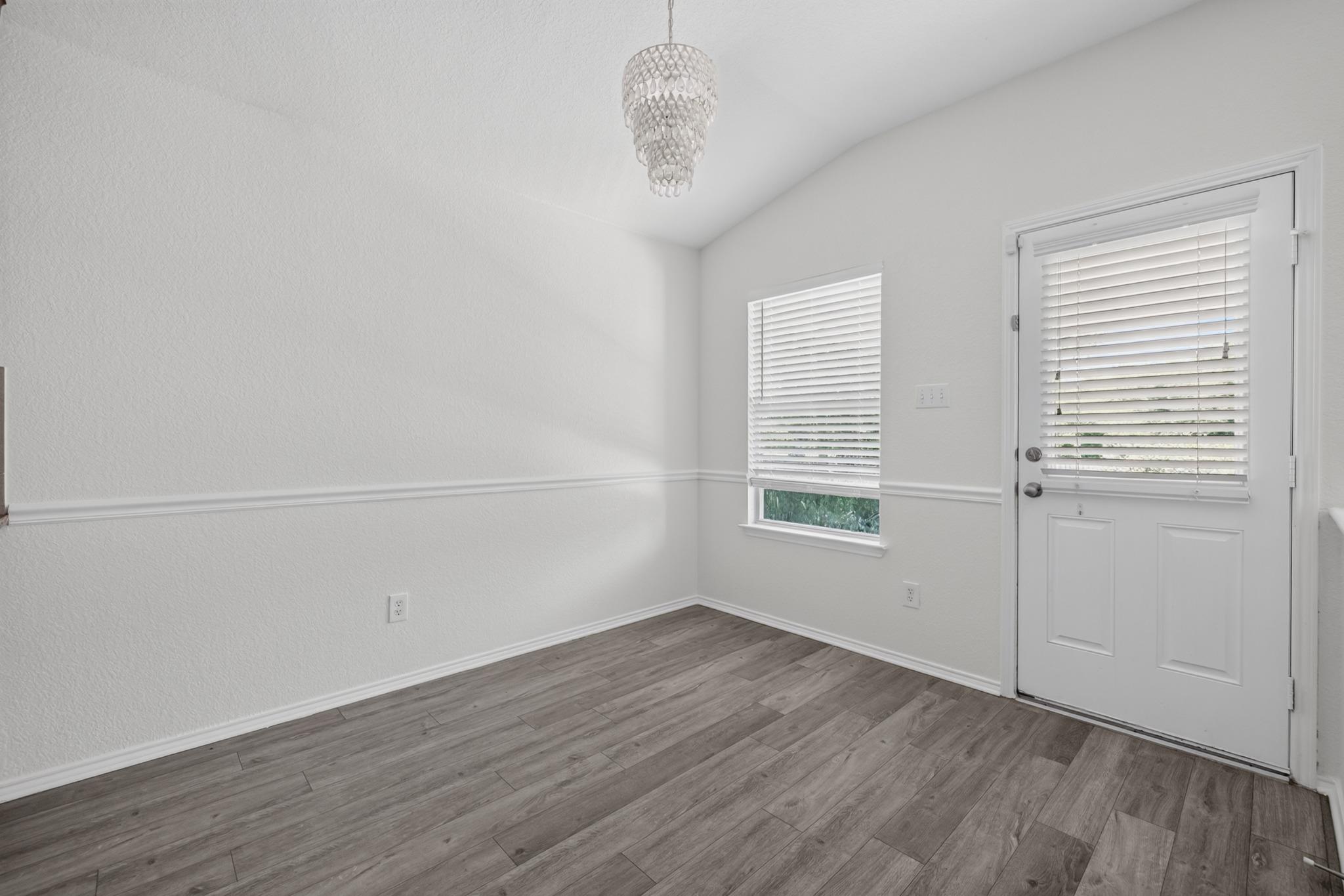 315 Waterlily Way Property Photo 31