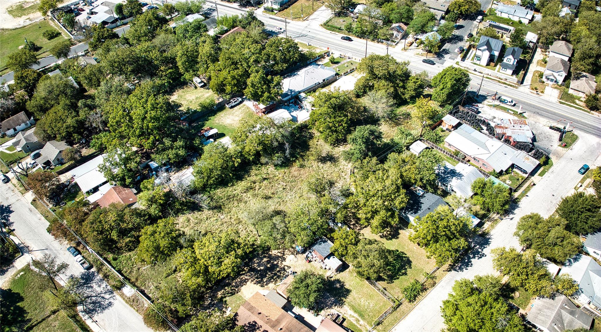 00 Montopolis Dr Property Photo 8