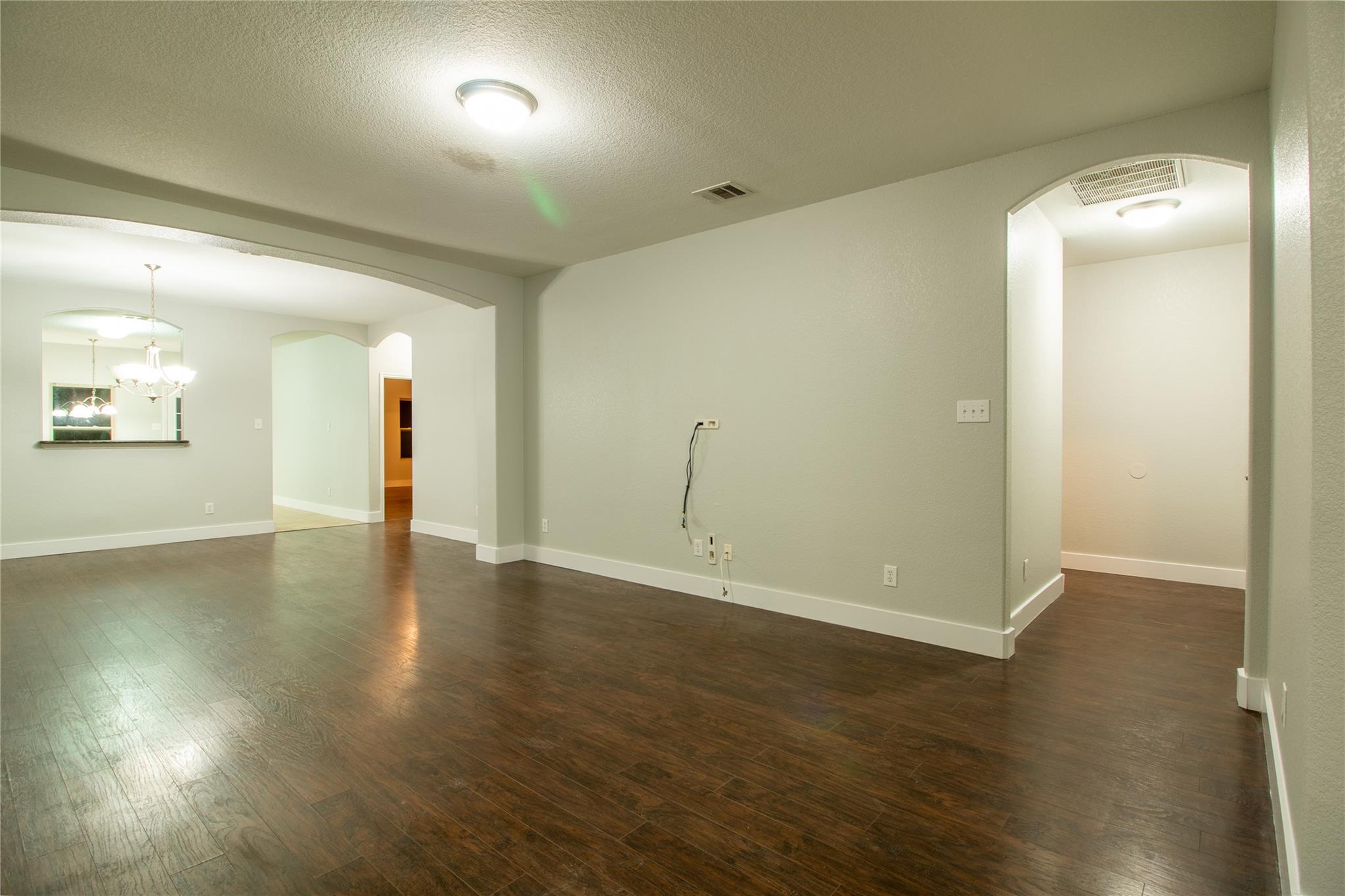 1006 Hondo Ln Property Photo 12