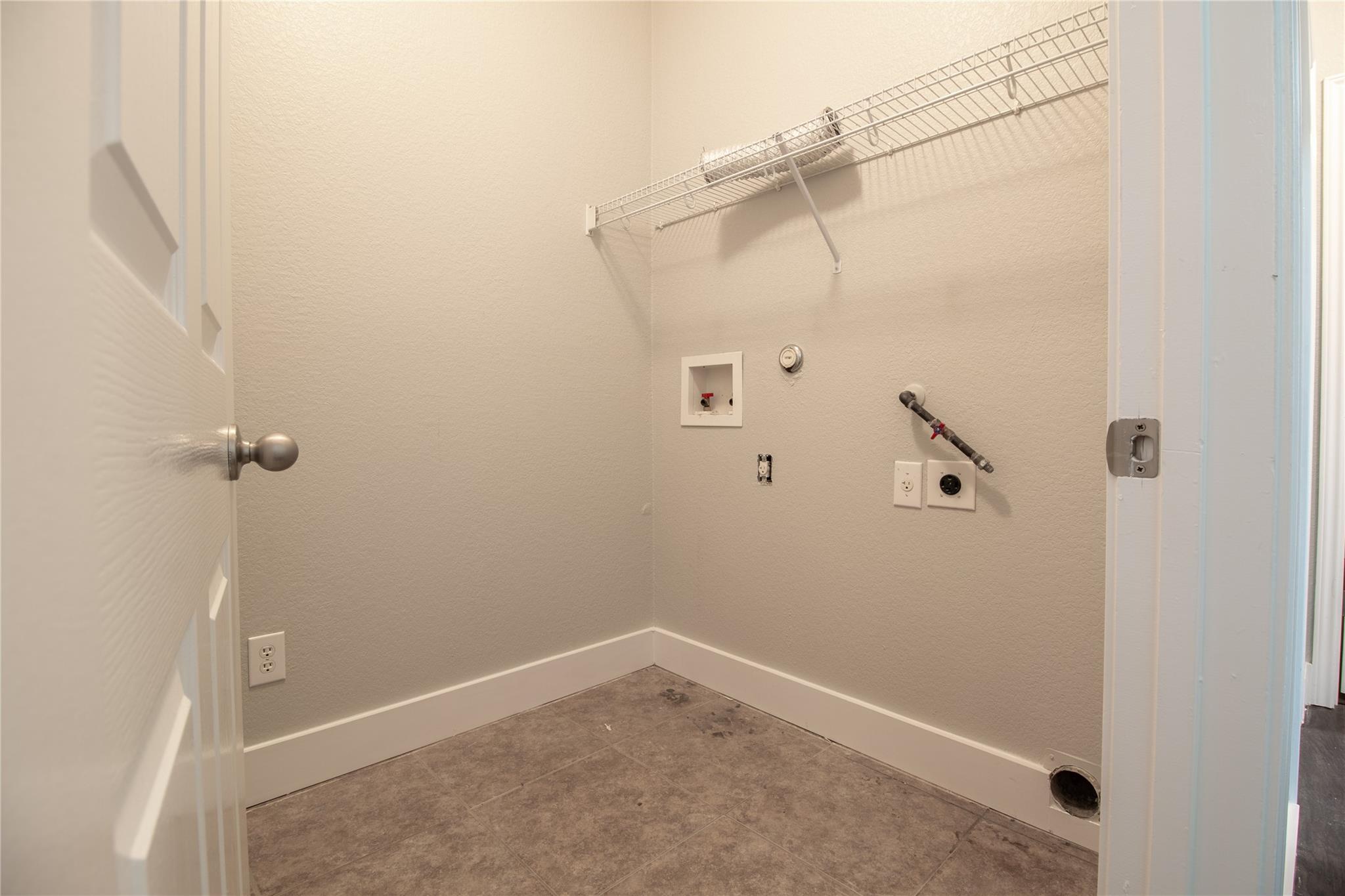 1006 Hondo Ln Property Photo 14