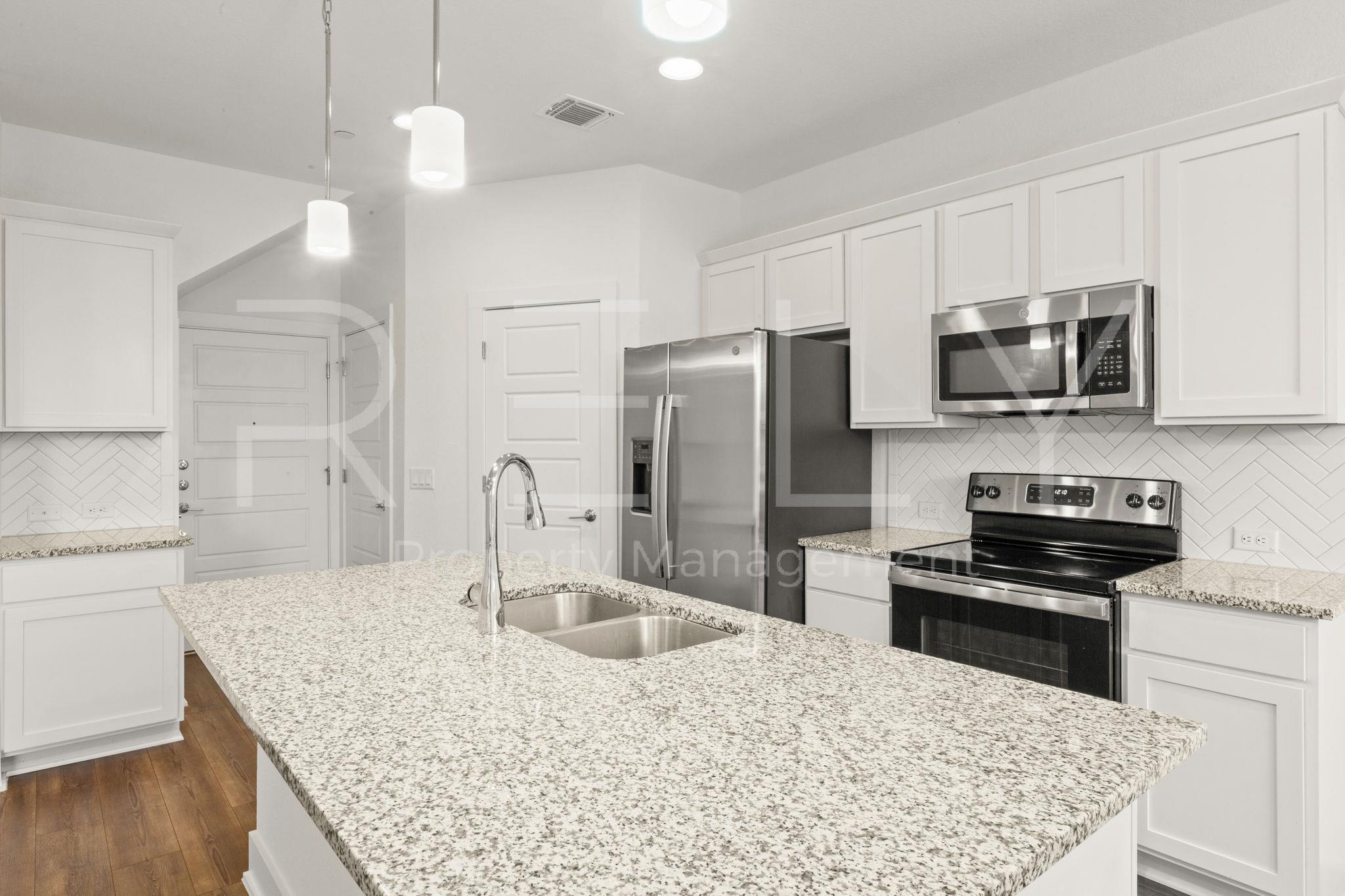 11202 Gadsen Ln #67 Property Photo 17
