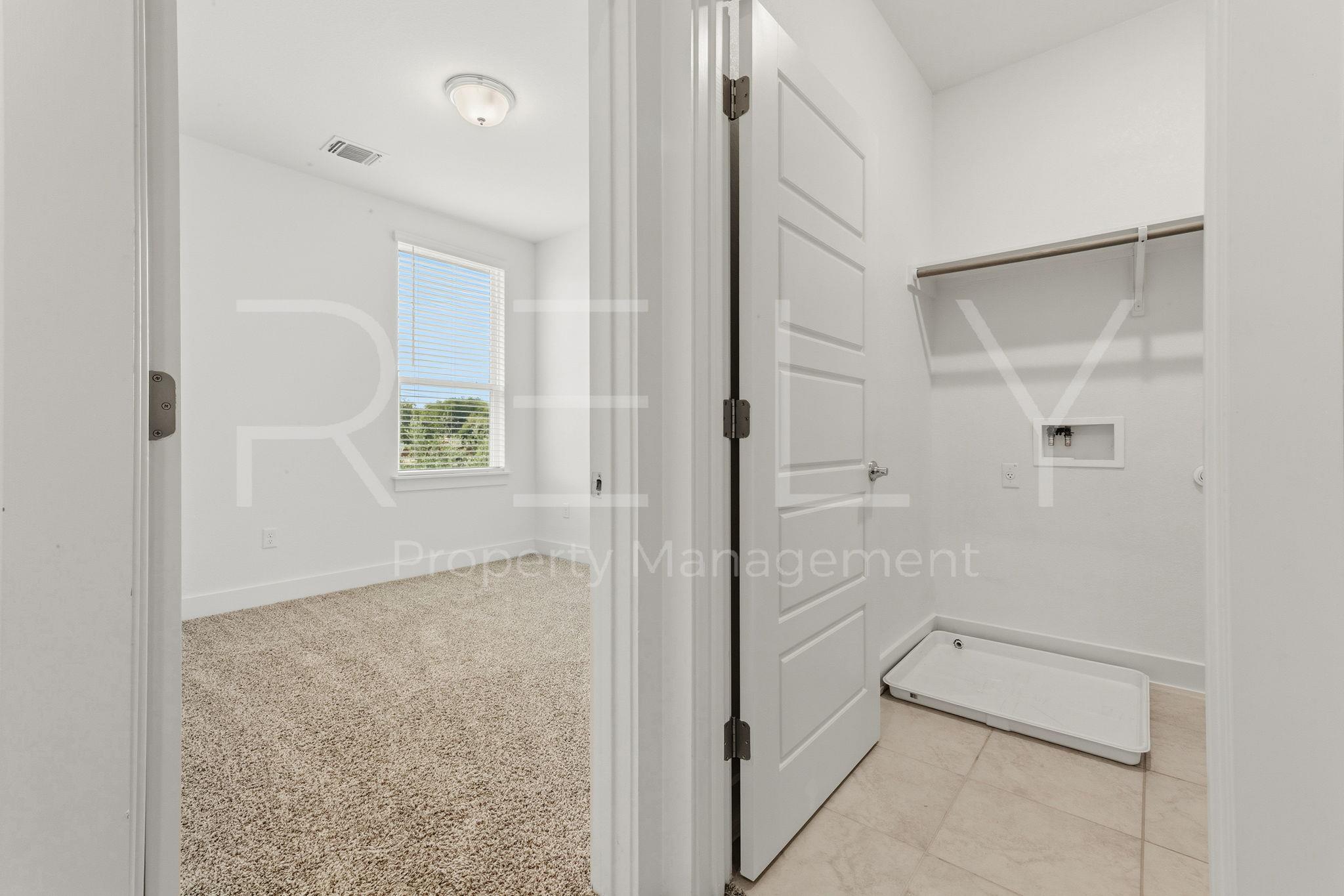 11202 Gadsen Ln #67 Property Photo 24