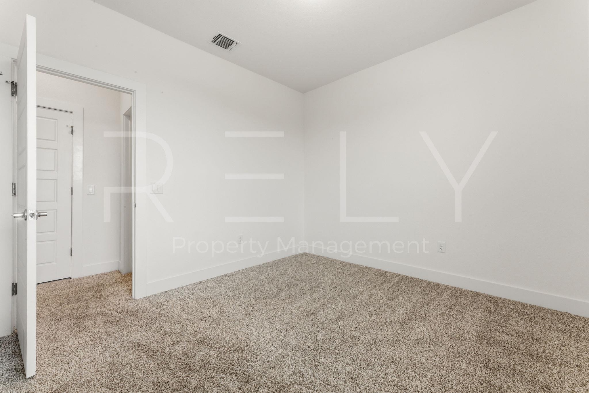 11202 Gadsen Ln #67 Property Photo 30