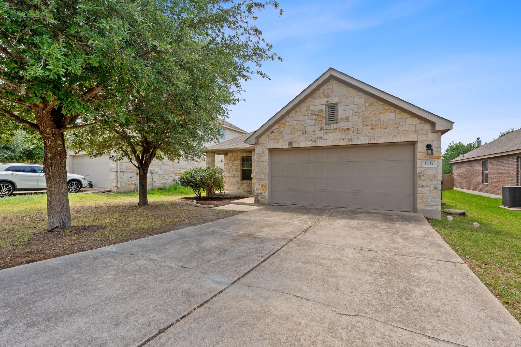 11117 Boundless Valley Dr Property Photo 1