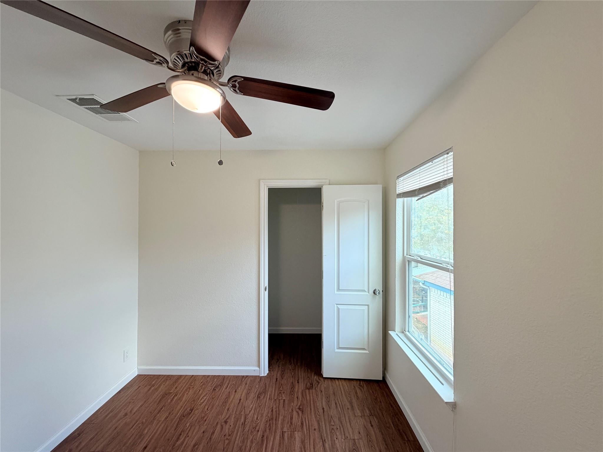 1605 Parkwood Dr Property Photo 22