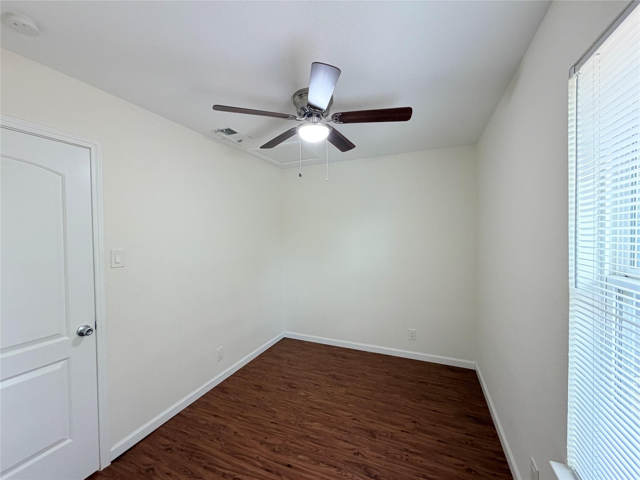 1605 Parkwood Dr Property Photo 25