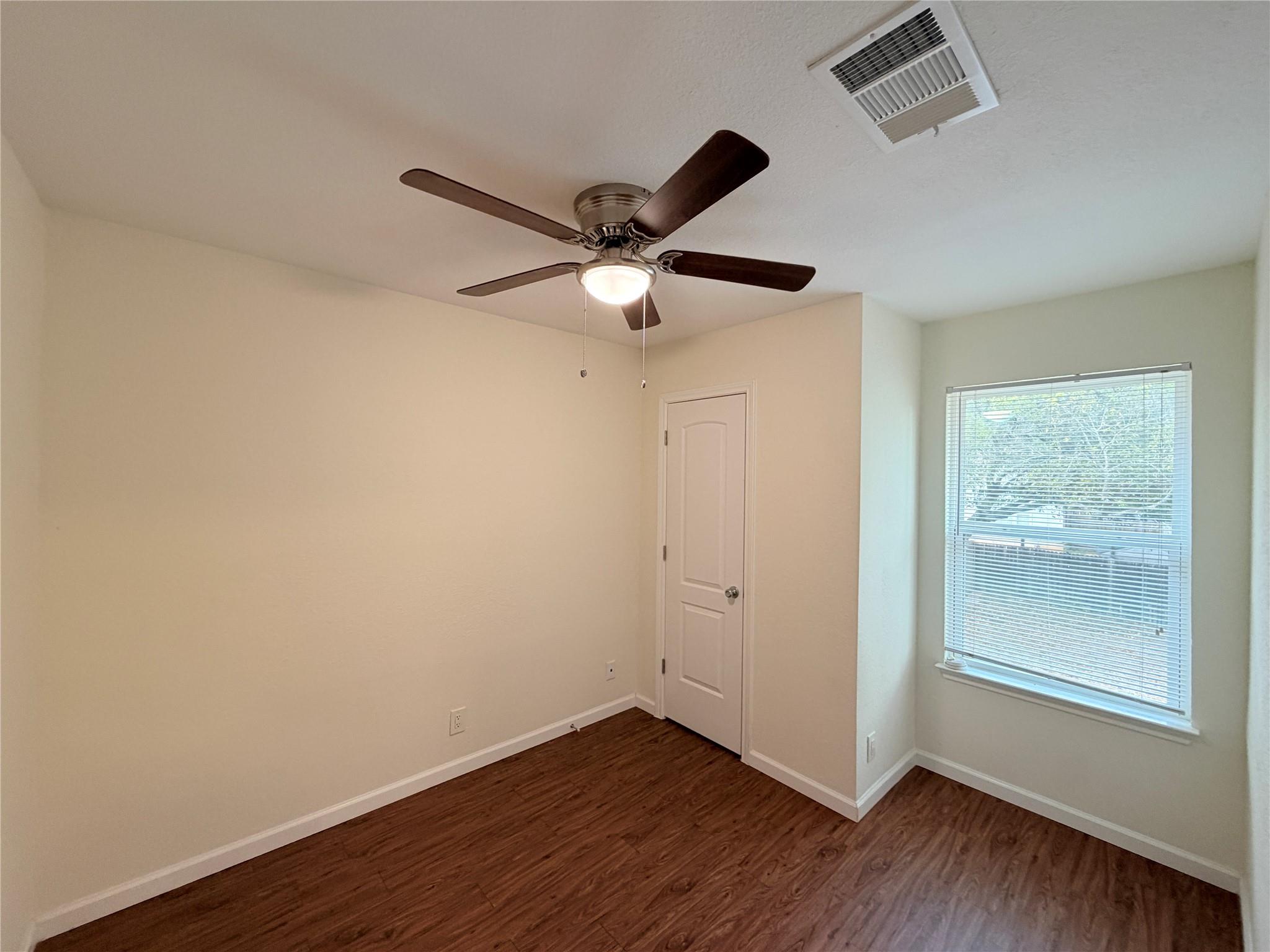 1605 Parkwood Dr Property Photo 26