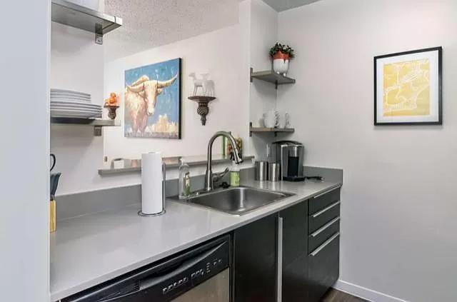 1200 Mariposa Dr #2 Property Photo 5