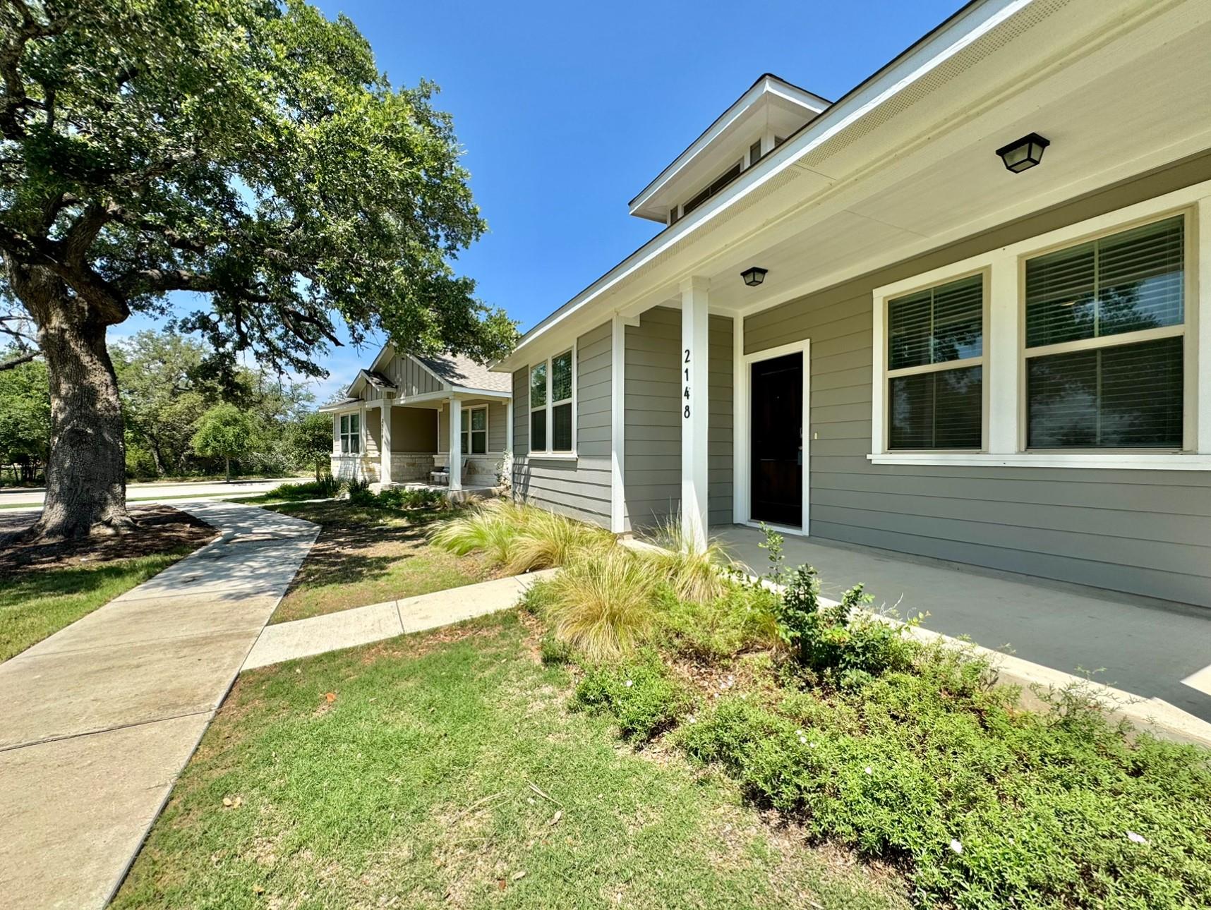 2148 Pecan Island Dr Property Photo 2