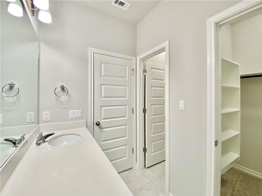 2148 Pecan Island Dr Property Photo 23