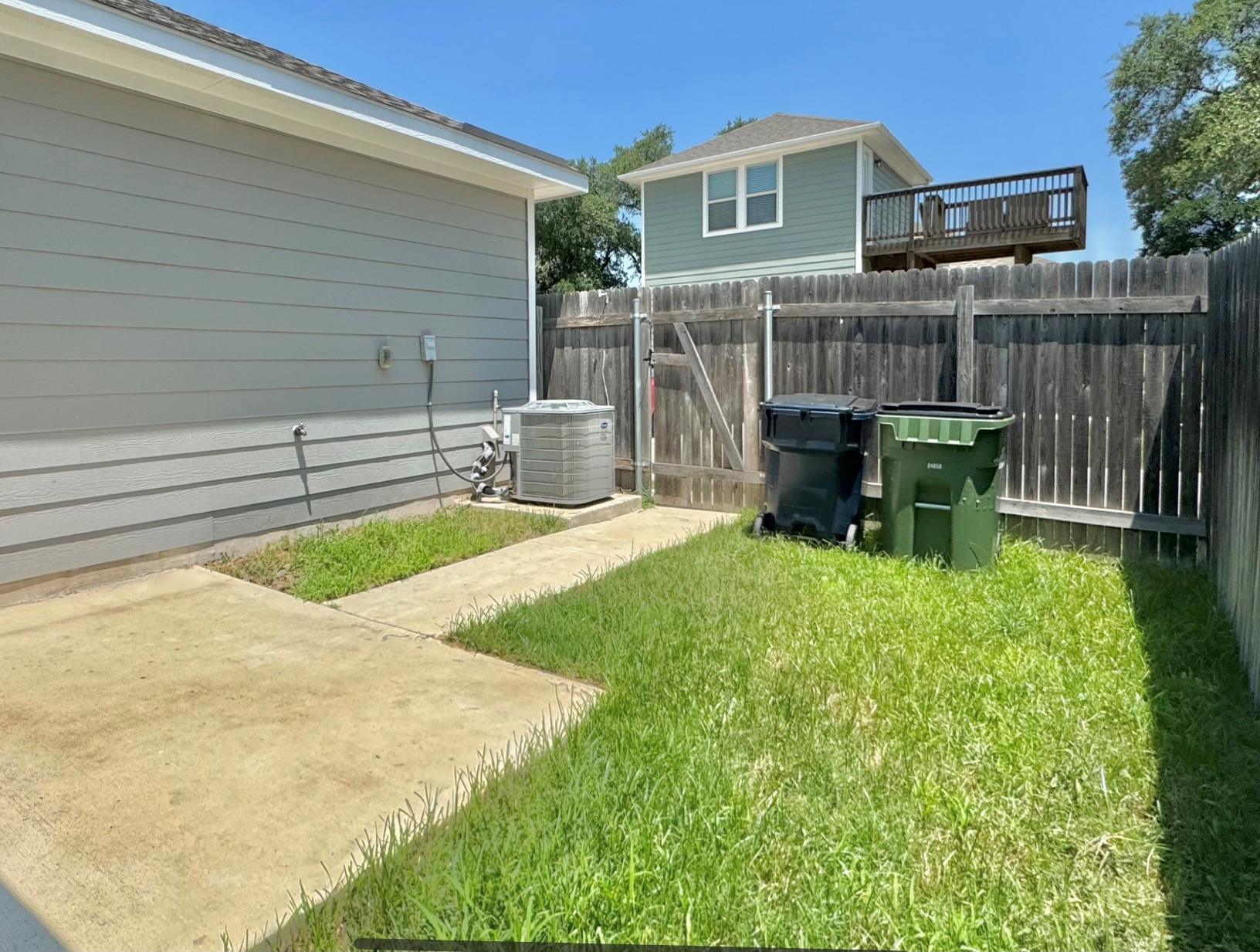 2148 Pecan Island Dr Property Photo 32