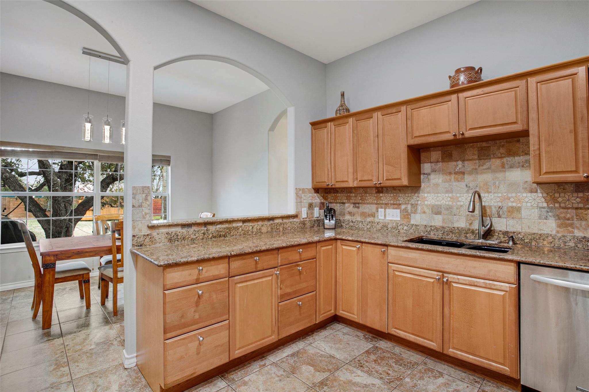 9609 Bluegrass Dr Property Photo 14
