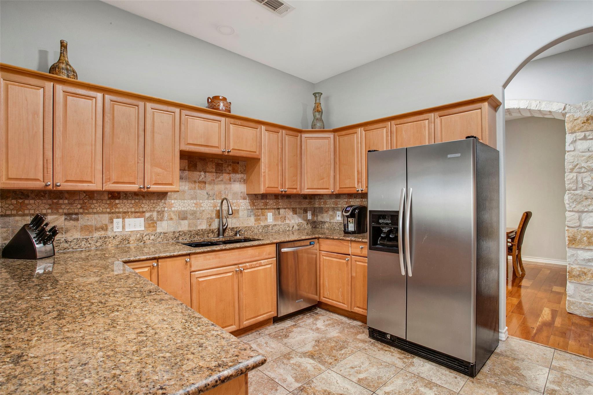9609 Bluegrass Dr Property Photo 16