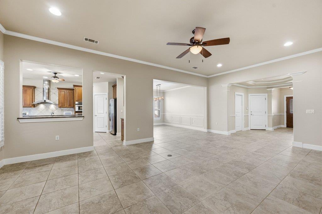 207 Breezeway Ln Property Photo 16