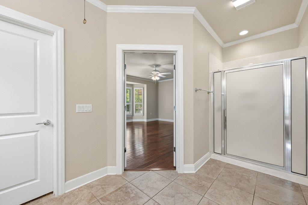 207 Breezeway Ln Property Photo 30