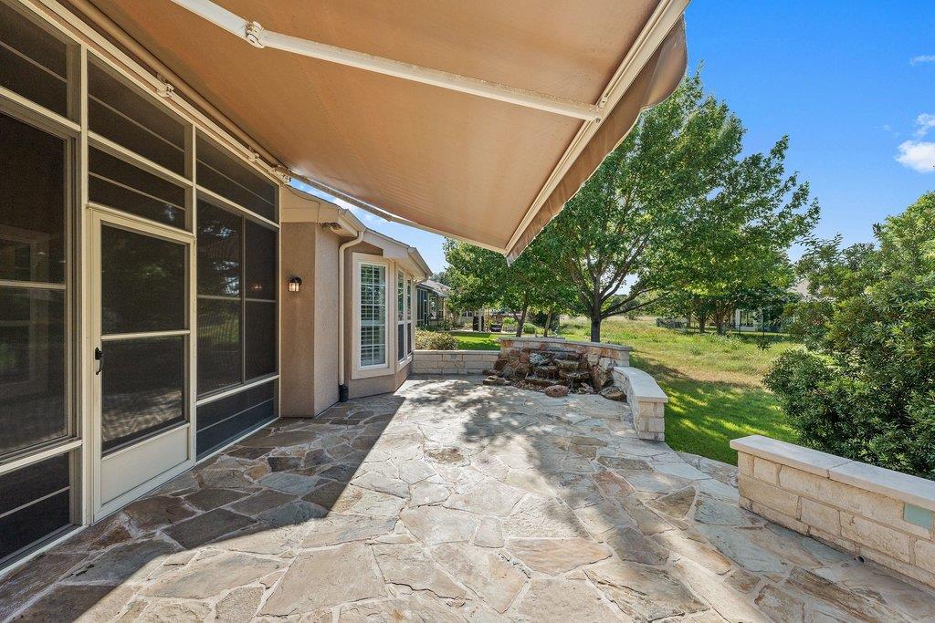 207 Breezeway Ln Property Photo 35