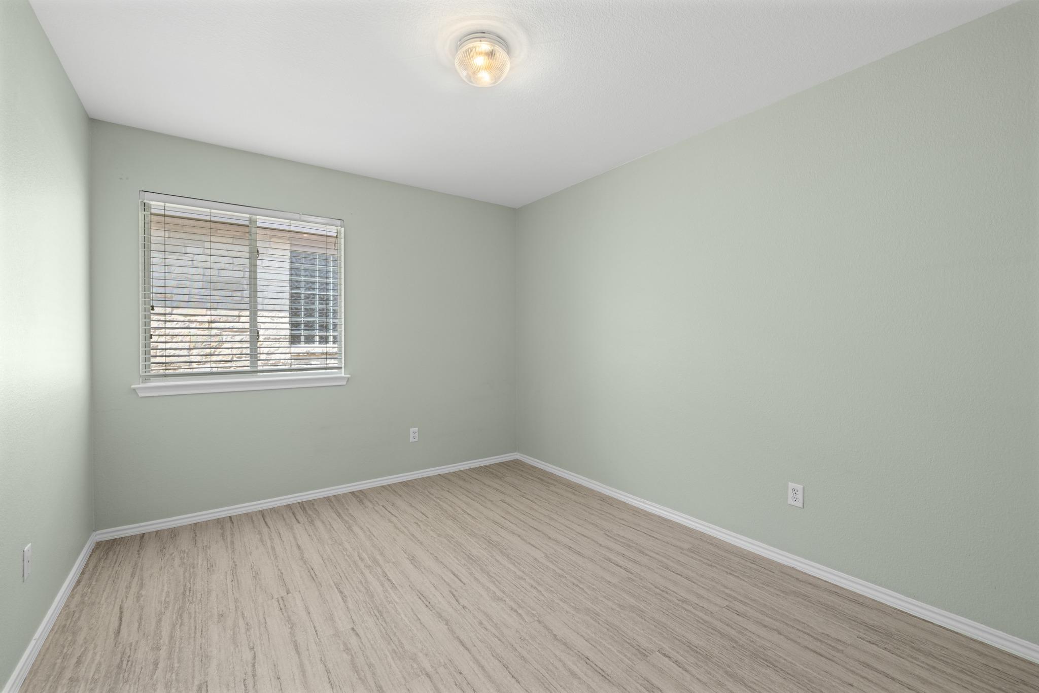 3233 Winding River Trl Property Photo 18