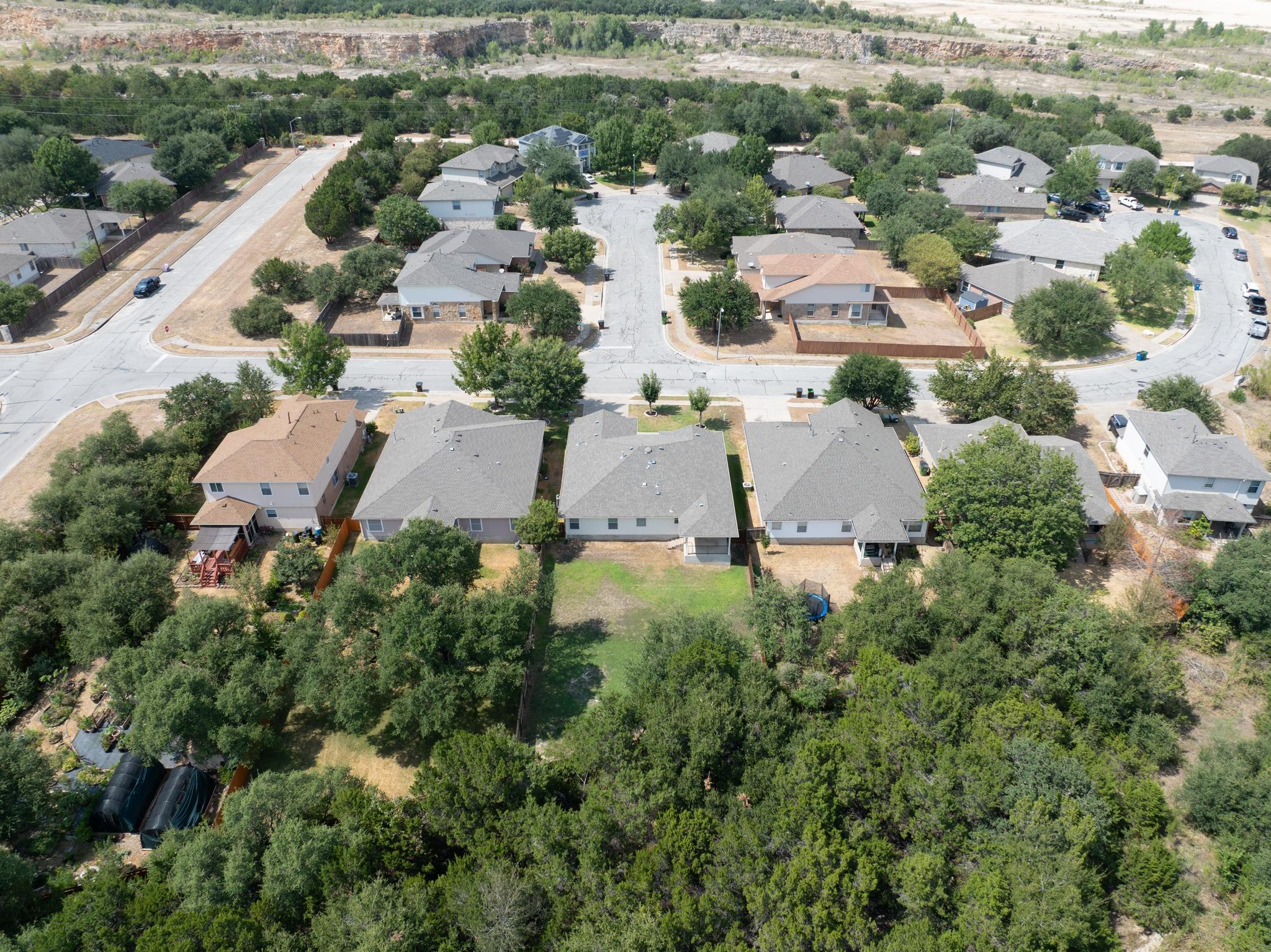 3233 Winding River Trl Property Photo 29