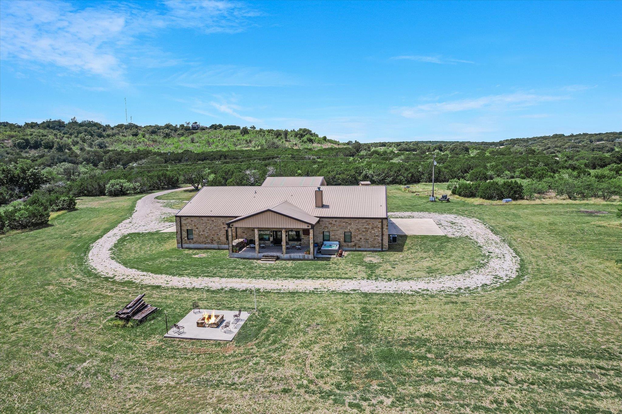 826 Black Jack Ranch Rd Property Photo 2