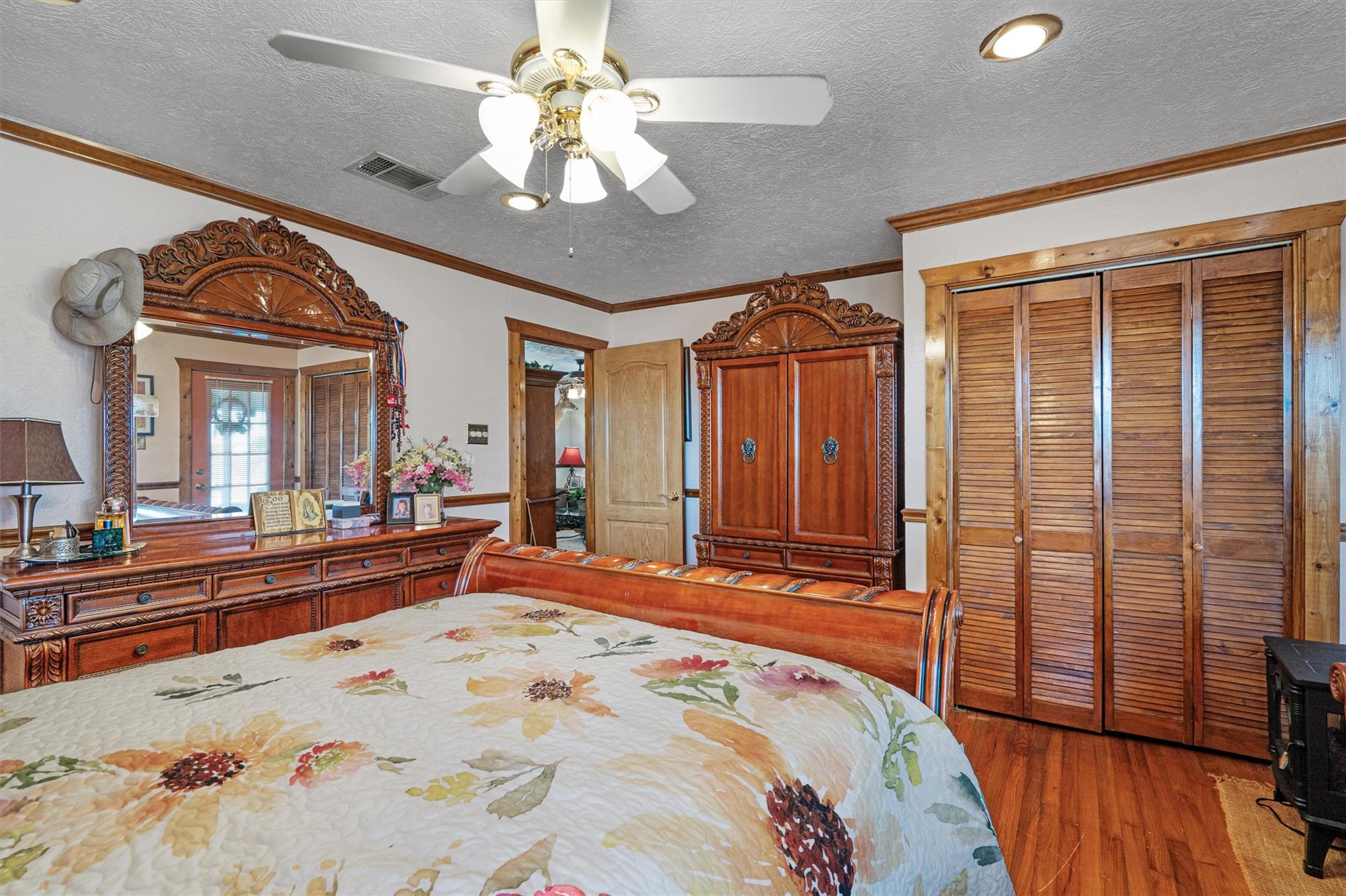 5300 County Road 424 None Property Photo 15