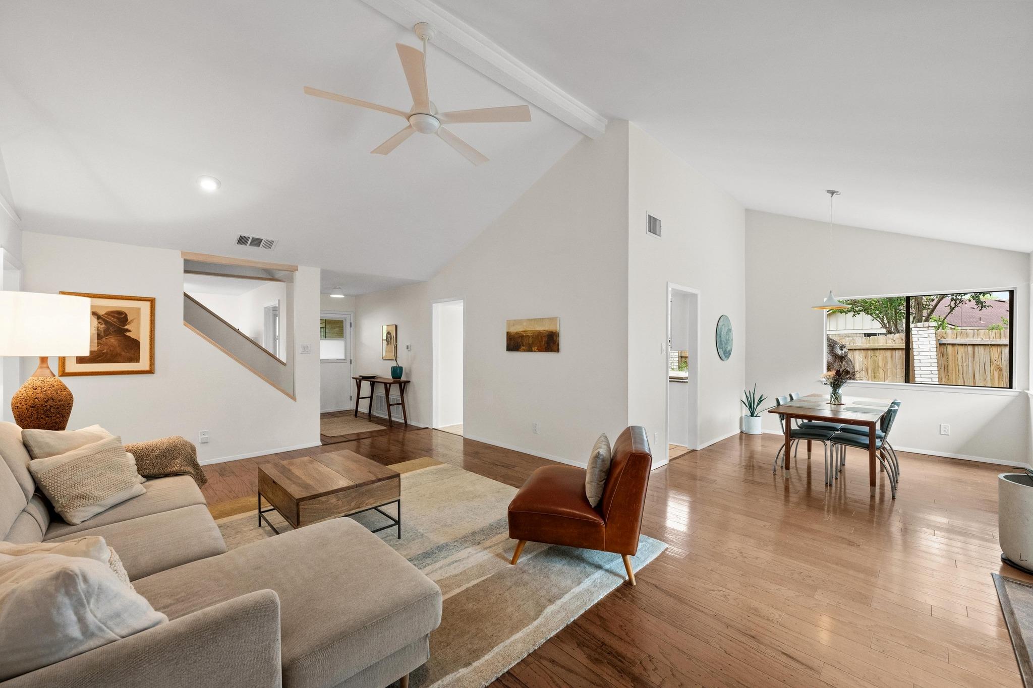 2604 Campden Dr Property Photo 1