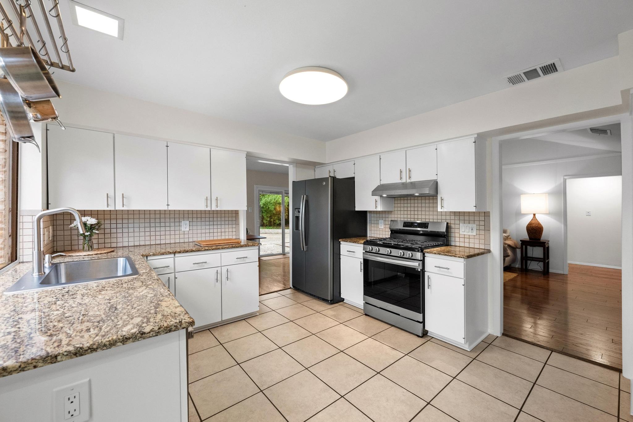 2604 Campden Dr Property Photo 13