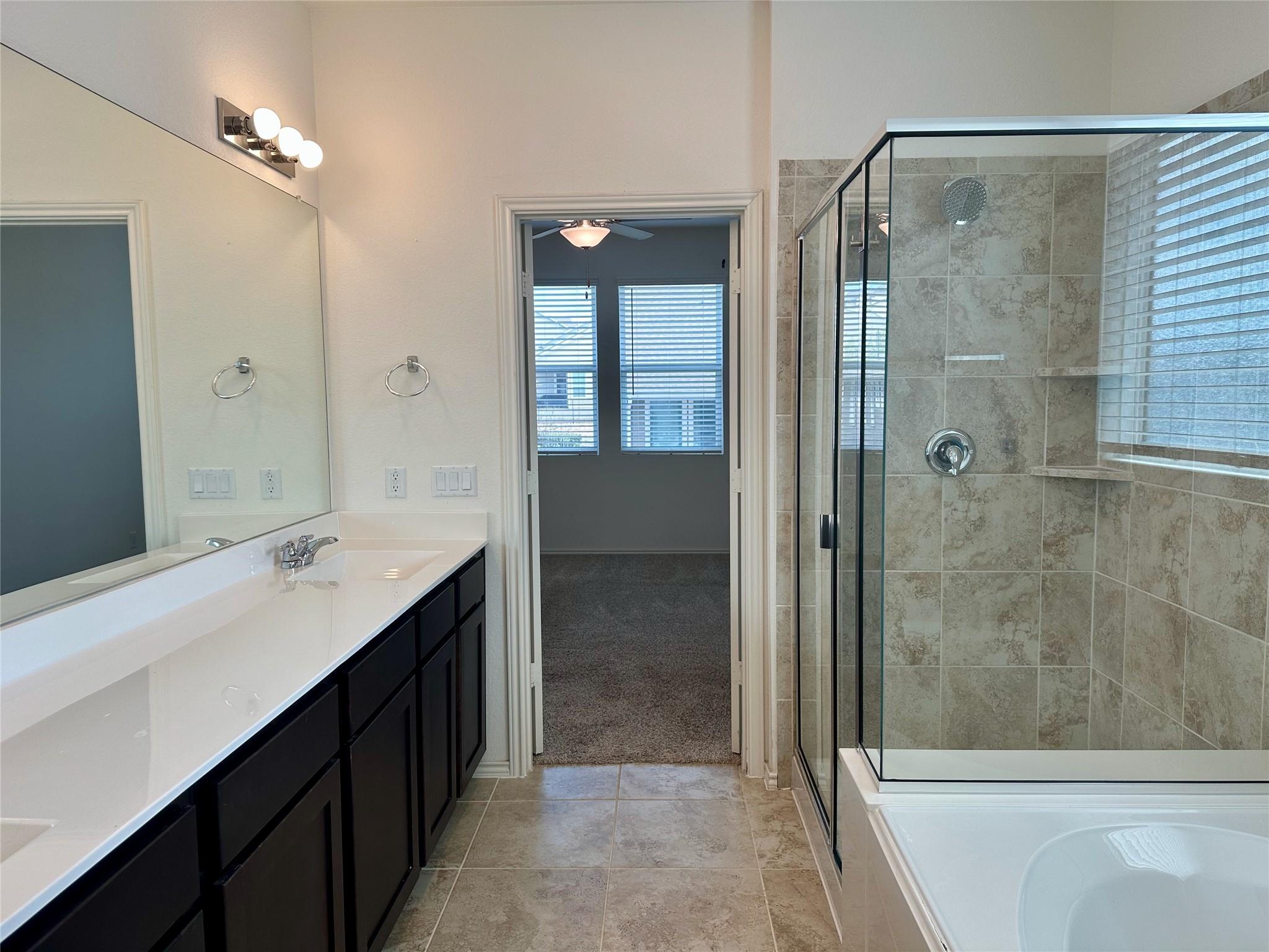412 Montauk Loop #15 Property Photo 27