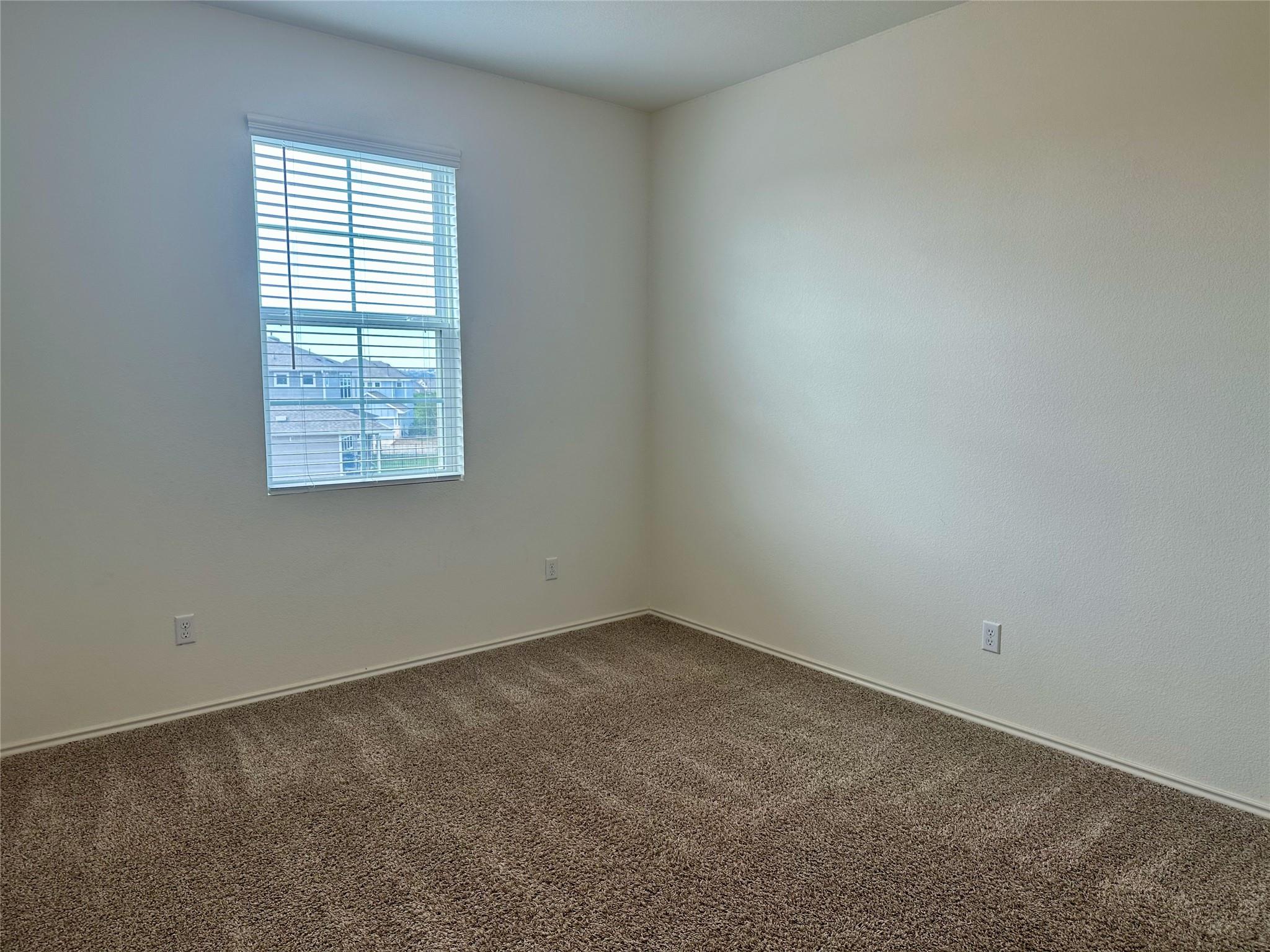412 Montauk Loop #15 Property Photo 32
