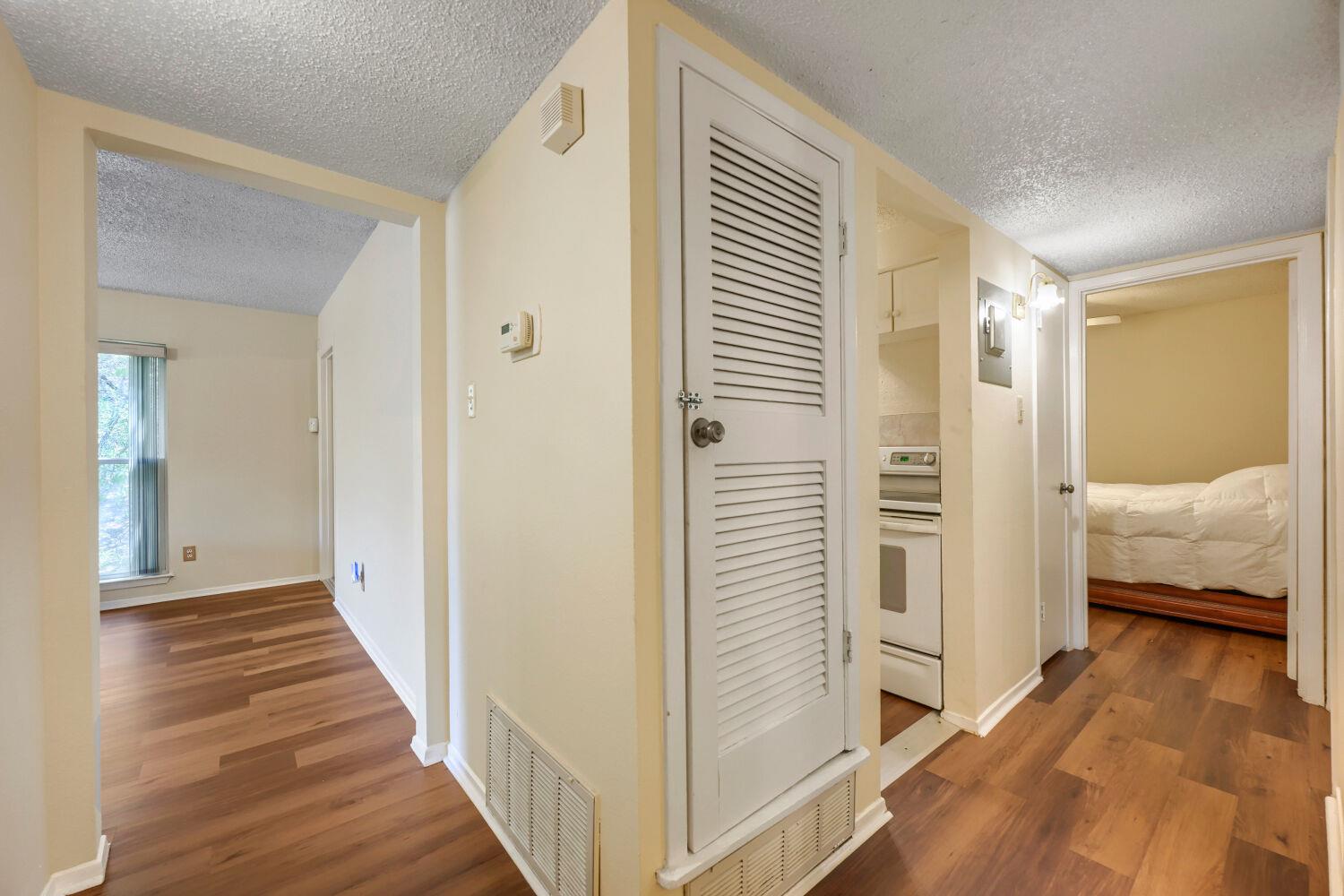 909 E Oltorf St #201 Property Photo 3