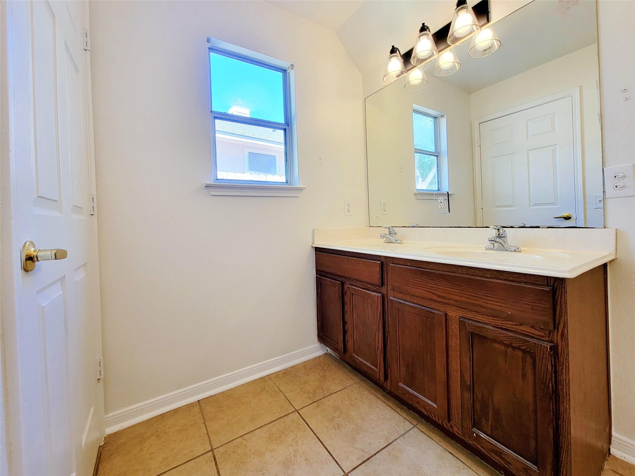 7400 Muffin Dr Property Photo 16