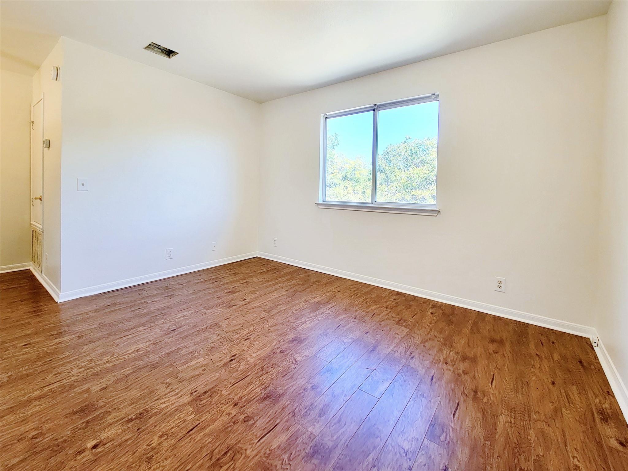 7400 Muffin Dr Property Photo 25
